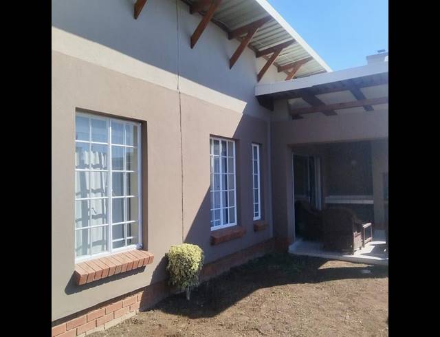 3 BEDROOM PROPERTY TO RENT IN WATERVAL EAST